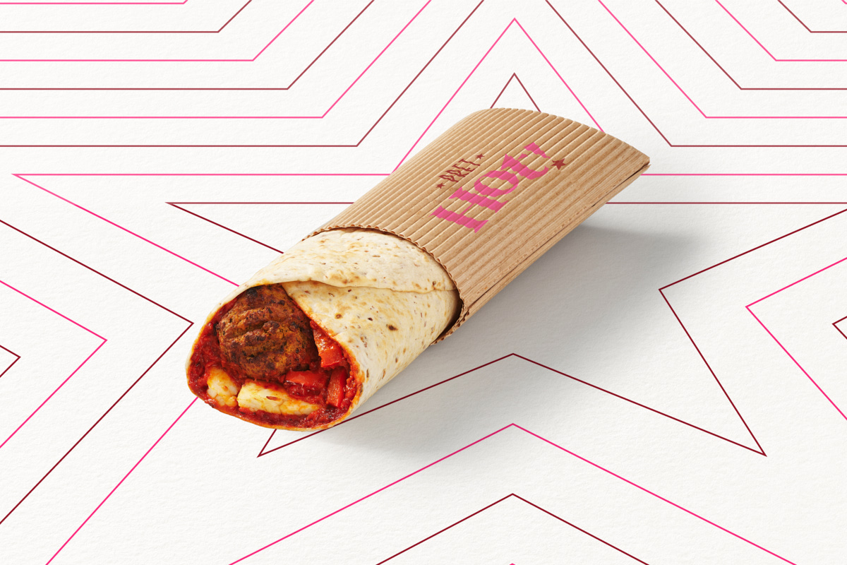 Warmer Wrap Falafel, Cheddar und rote Paprika
